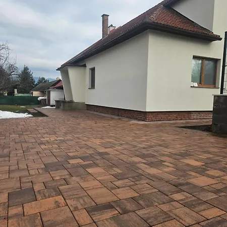 Dom Pod Lipou アパート Liptovský Mikuláš