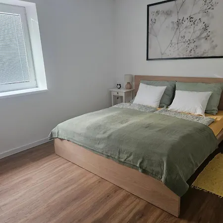 Dom Pod Lipou Apartment